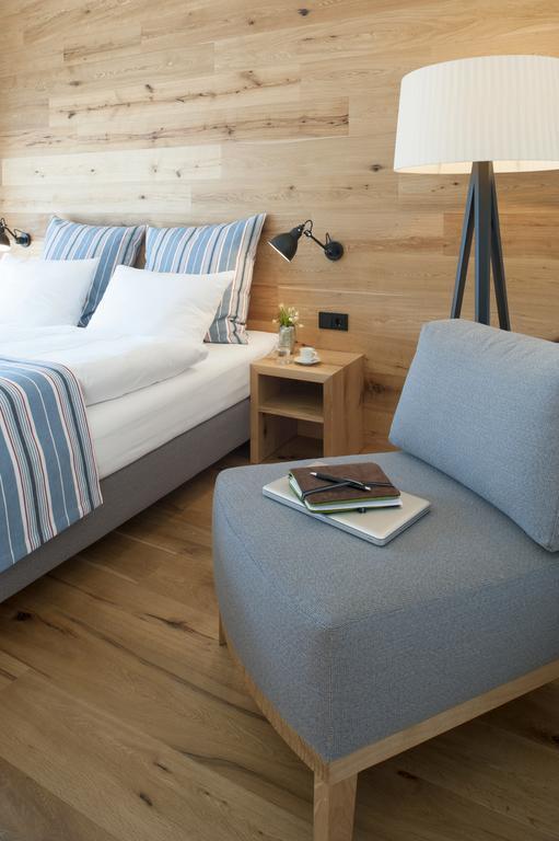 Hotel M120 Unterfoehring Bagian luar foto